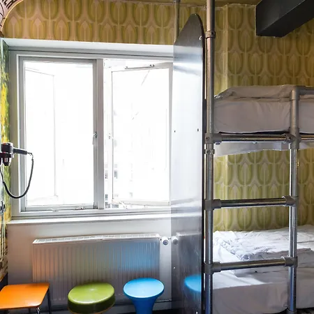 אכסניה Downtown *